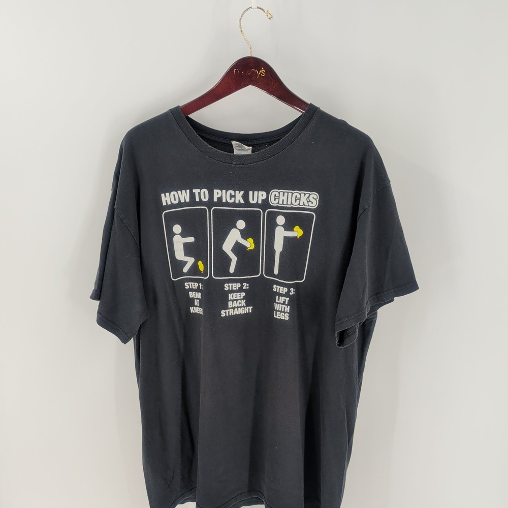 Vintage Delta Pro Weight How To Pick Up Chicks Graphic T-Shirt Black Size XL